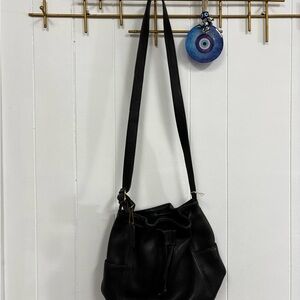 vintage Coach Leather Shoulder Bag